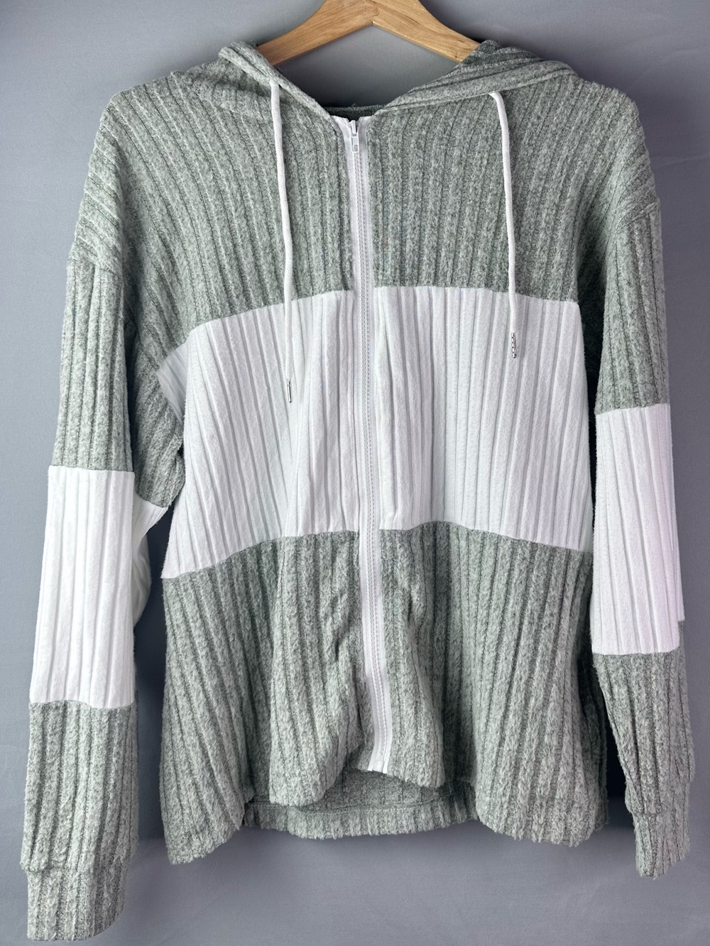 Colorblock Ribbed Knit Zip-Up Hoodie (Size S)